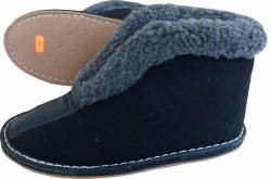 Ciepłe Kapcie Bambosze Zimowe z Filcu - Styl i Komfort dla Twoich Stóp