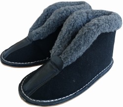 Ciepłe Kapcie Bambosze Zimowe z Filcu - Styl i Komfort dla Twoich Stóp