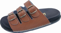 Skórzane klapki męskie z trzema klamrami – Fusbet profilowane