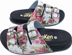 Damskie klapki skórzane z profilowaną wkładką - kwiatowy wzór Fusbet