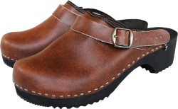 Drewniaki męskie z paskiem