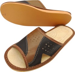 Skórzane kapcie męskie – komfort, który docenisz każdego dnia