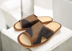 Skórzane kapcie męskie – komfort, który docenisz każdego dnia