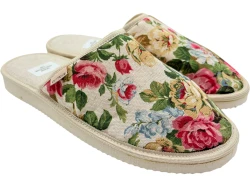 Kapcie lniane damskie w kwiaty – ekologiczny komfort i styl