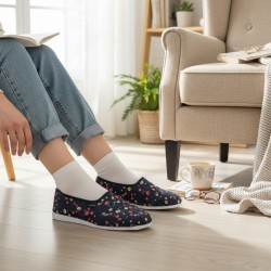 Eleganckie polskie bambosze z motywem kwiatowym – lekkie kapcie z gumową podeszwą