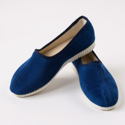 Kapcie damskie welurowe granatowe – wygoda i styl na co dzień