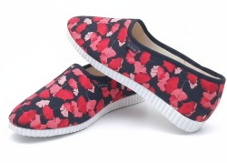 Bambosze damskie w kwiaty – wygodne kapcie z miękką podeszwą