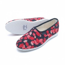Bambosze damskie w kwiaty – wygodne kapcie z miękką podeszwą