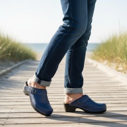 Drewniaki skórzane męskie granatowe – klasyka, komfort