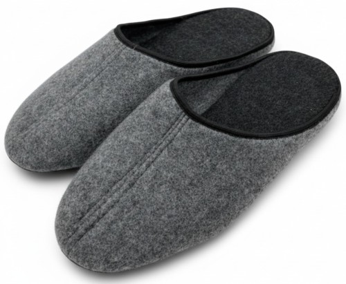 Kapcie męskie filcowe – polskie pantofle domowe, lekkie i wygodne