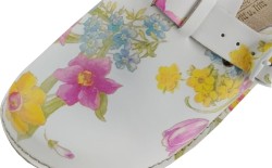 Klapki skórzane fusbet z kwiatowym motywem – komfort i styl na co dzień